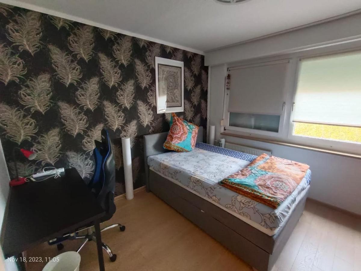 3 Raum Am Hauptbahnhof Apartment *